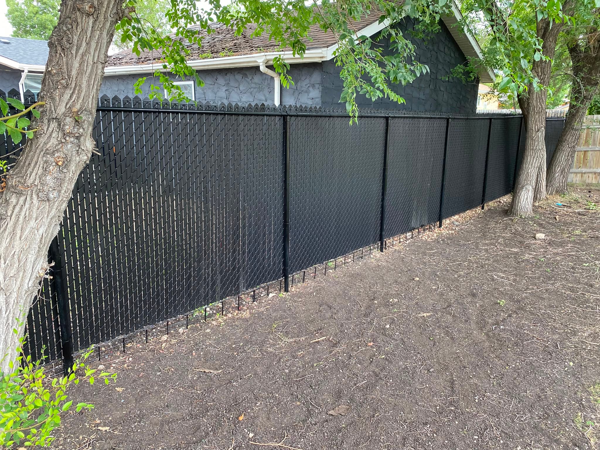 Black Chain Link Fence With Privacy Inserts